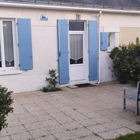 Maison De *
